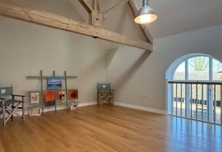 Unnamed Rd, West Hill to rent Interior Photo- Image 1 of 2