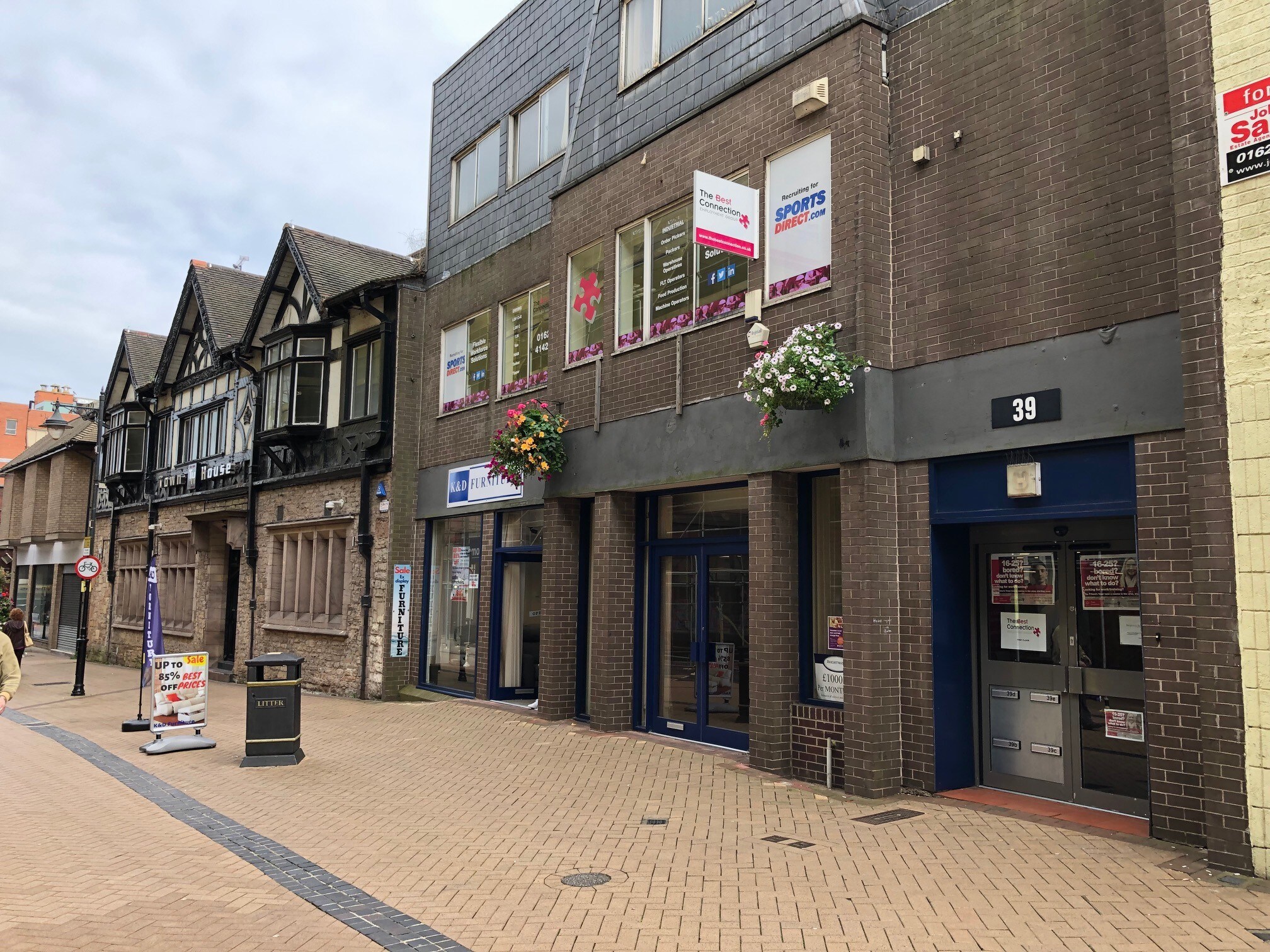 39 Stockwell Gate, Mansfield NG18 1LA Retail for Rent