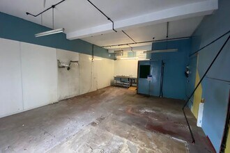 2 Constance St, London to rent Interior Photo- Image 2 of 3