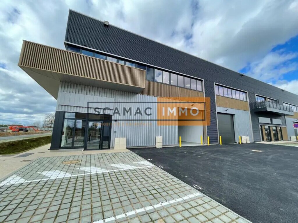 Location Entrepôt 591 m² à 4 471 m² - Photo 1