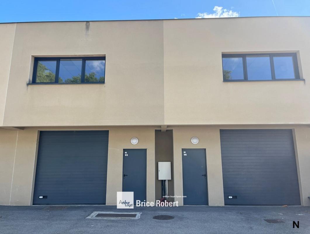 Allée Guimet, Fleurieu Sur Saone to rent Building Photo- Image 1 of 6