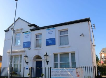 96 Wilderspool Causeway, Warrington for sale Building Photo- Image 1 of 1