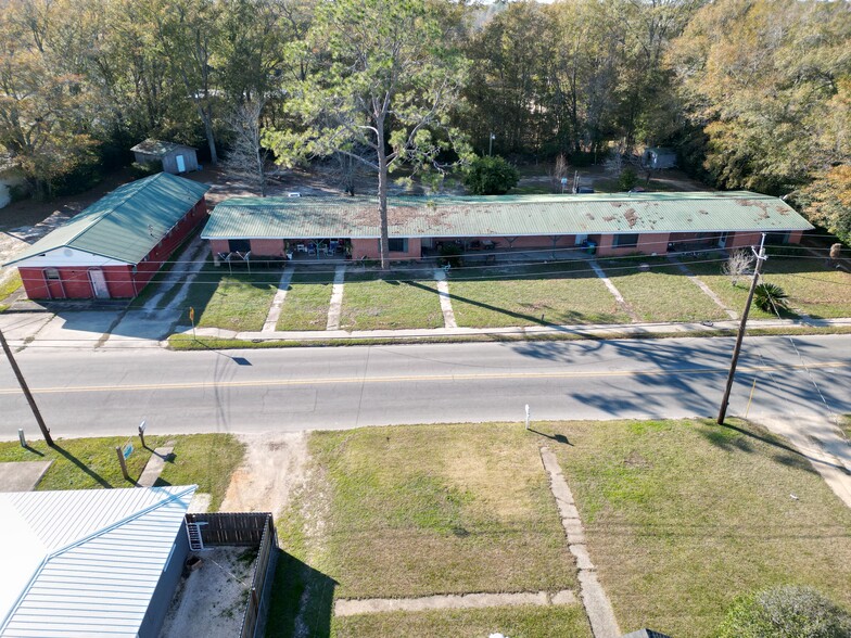 104 Medical Park Dr, Atmore, AL for sale - Building Photo - Image 3 of 11