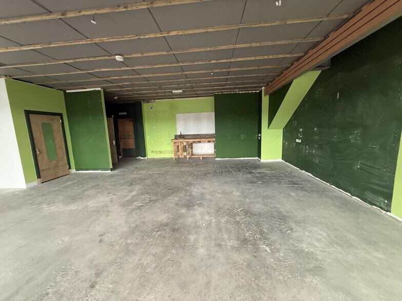 1-7 Granish Way, Aviemore to rent - Building Photo - Image 3 of 3