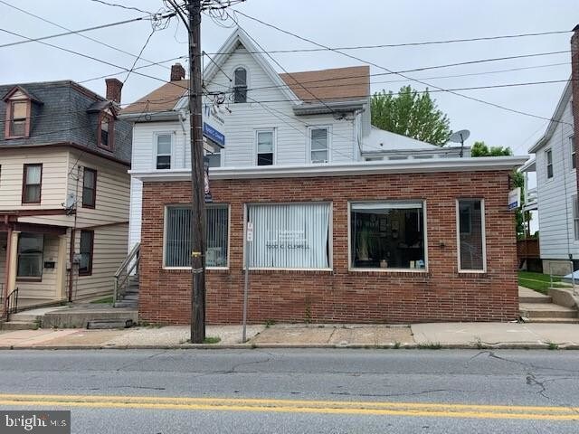 63 E Main St, Dallastown, PA for sale Primary Photo- Image 1 of 1