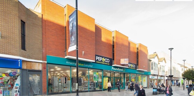 More details for 56 Montague St, Worthing - Retail to Rent