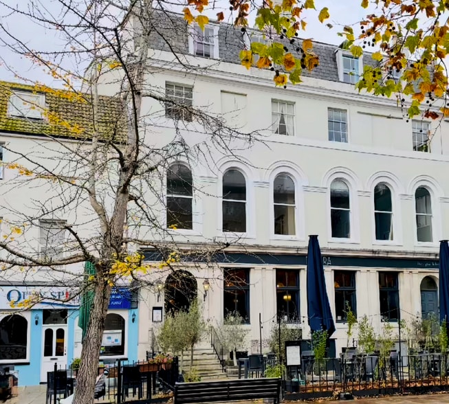 40-42 High St, Poole to rent - Primary Photo - Image 1 of 1