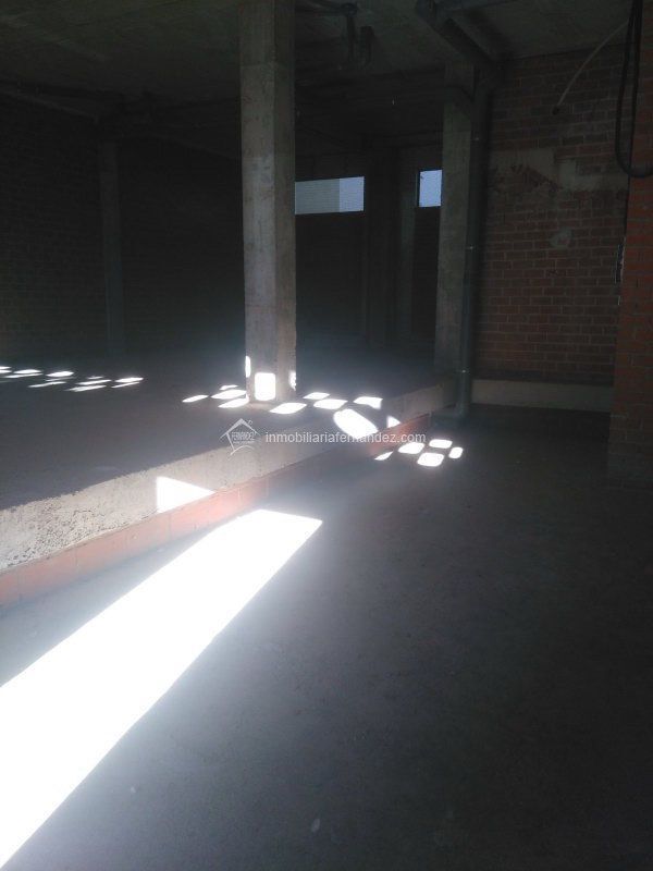 Retail in Casar de Cáceres to rent Building Photo- Image 1 of 9