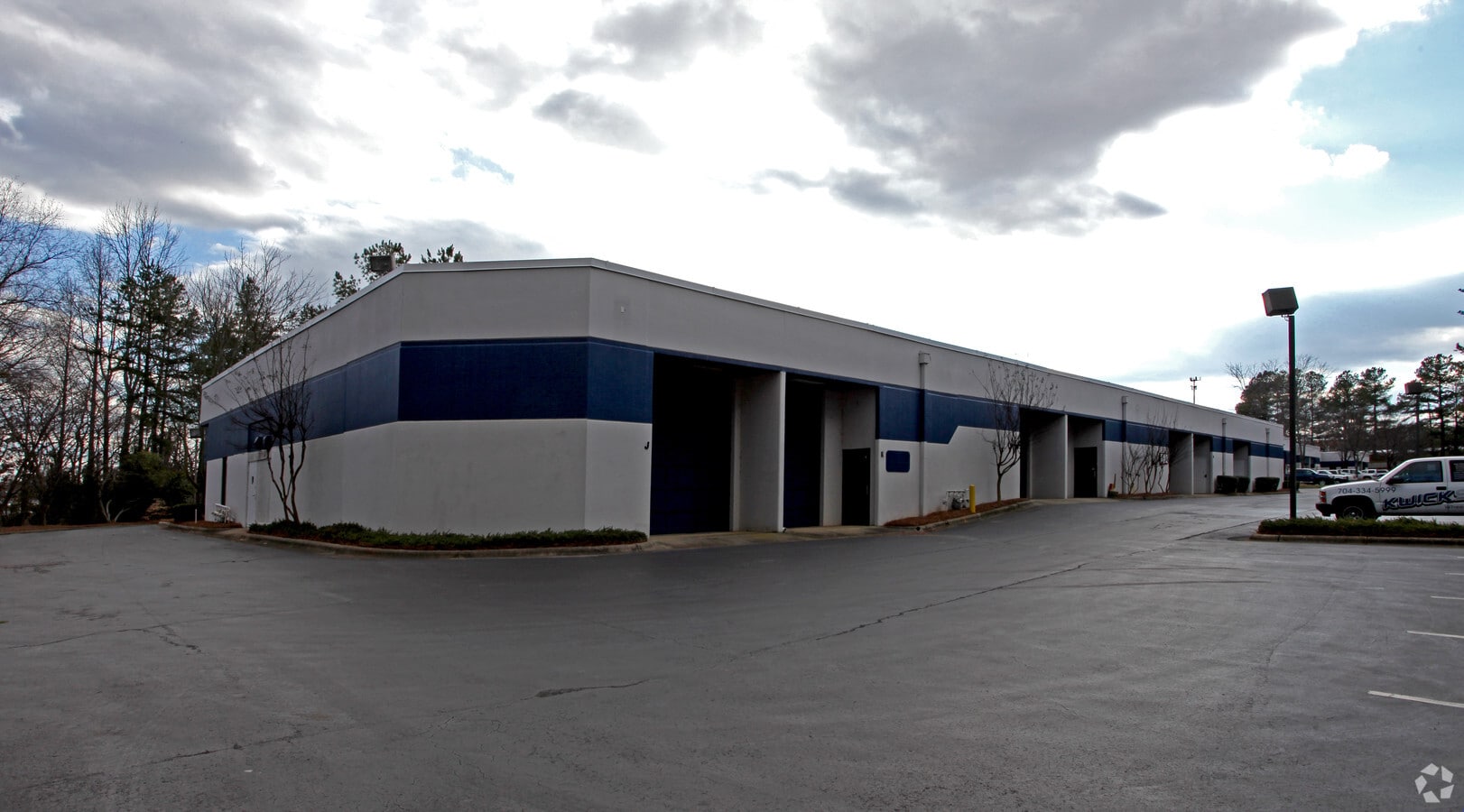 2818 Queen City Dr, Charlotte 28208