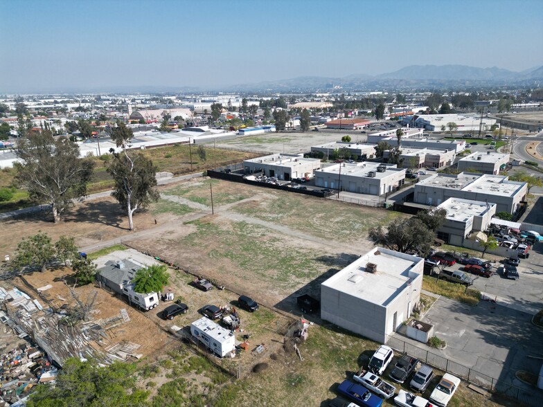 451 S Berkeley Ave, San Bernardino, CA for rent - Building Photo - Image 1 of 8