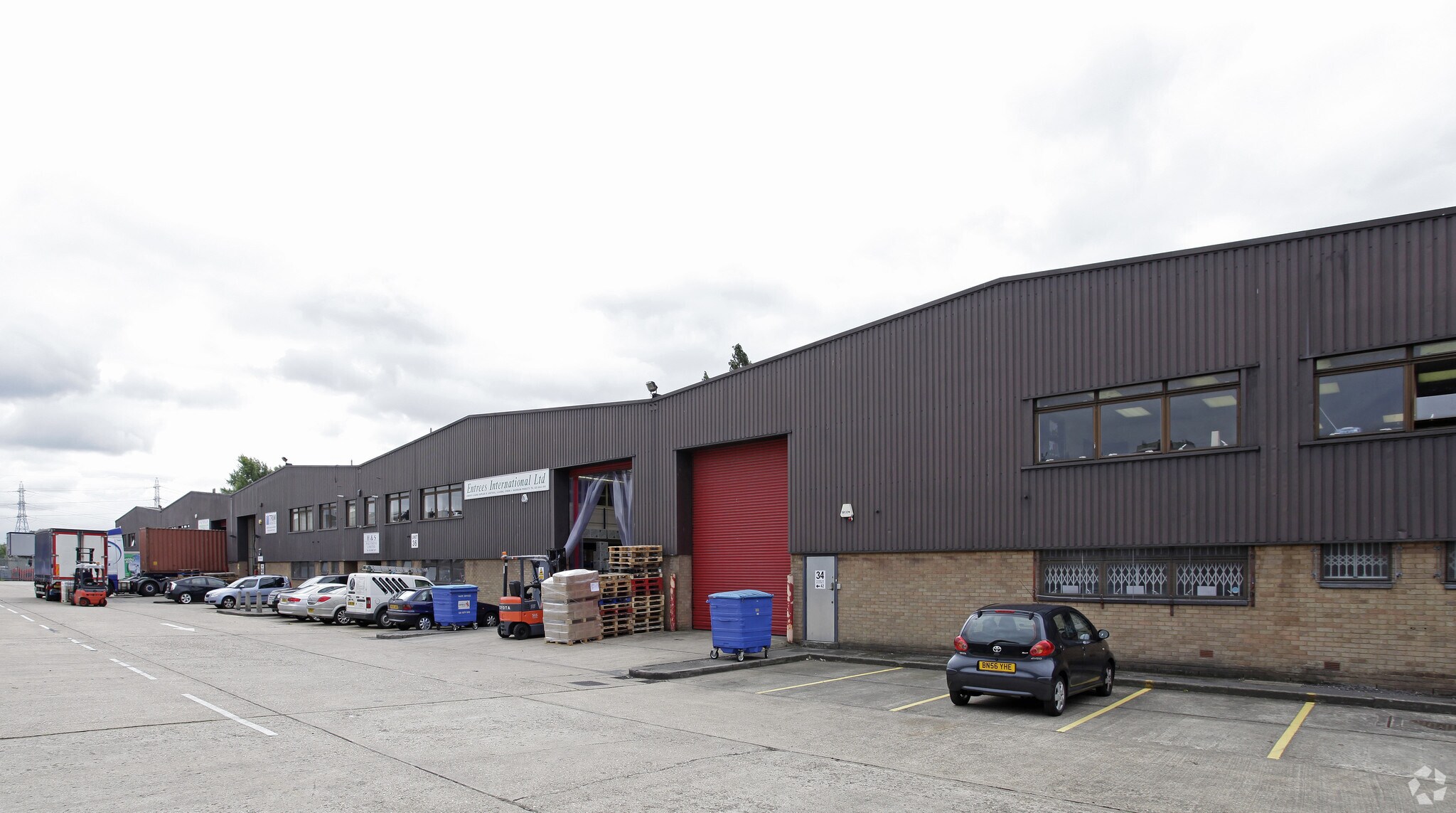 Woodall Rd, Enfield for sale Primary Photo- Image 1 of 1