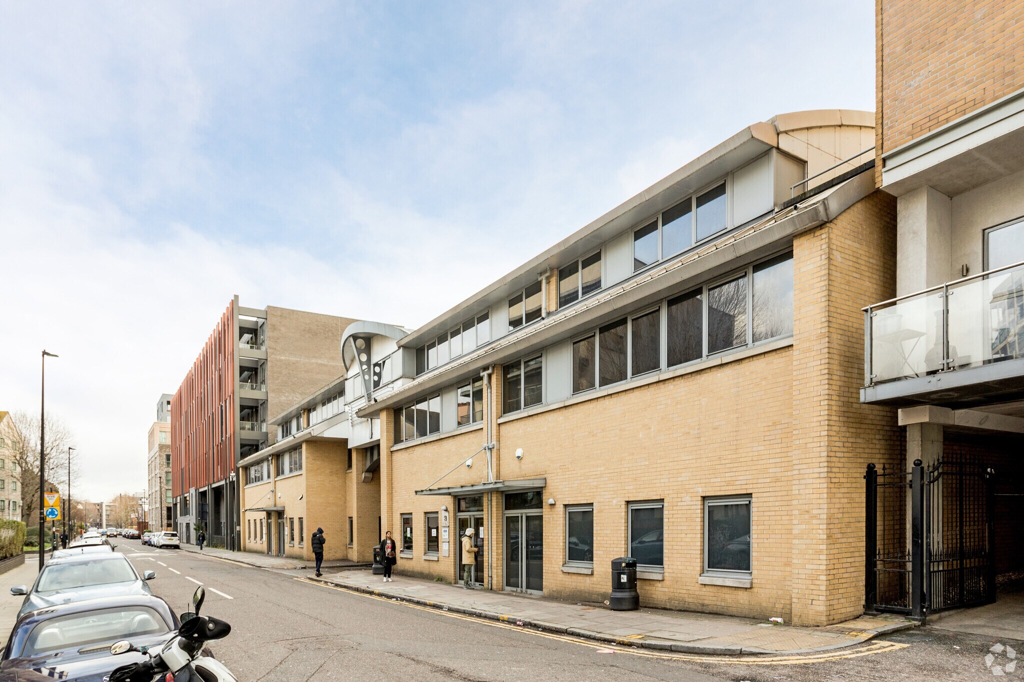 14 Thomas Rd, London for sale Primary Photo- Image 1 of 1