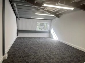Botley Rd, Shedfield to rent Interior Photo- Image 1 of 2