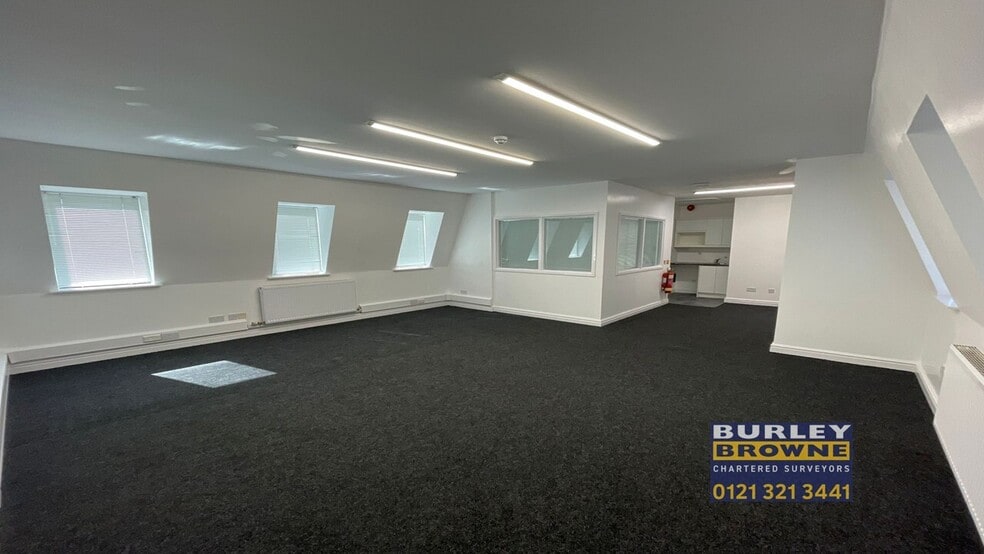 Trinity Pl, Sutton Coldfield to rent - Building Photo - Image 2 of 10