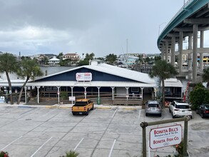 700 Fishermans Wharf, Fort Myers Beach, FL for sale Primary Photo- Image 1 of 2