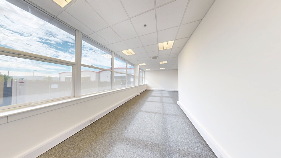 2-7 Centenary Rd, Enfield to rent - Matterport 3D Scan - Image 3 of 10