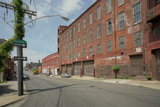 221-249 W Glenwood Ave, Philadelphia, PA for sale Building Photo- Image 1 of 1