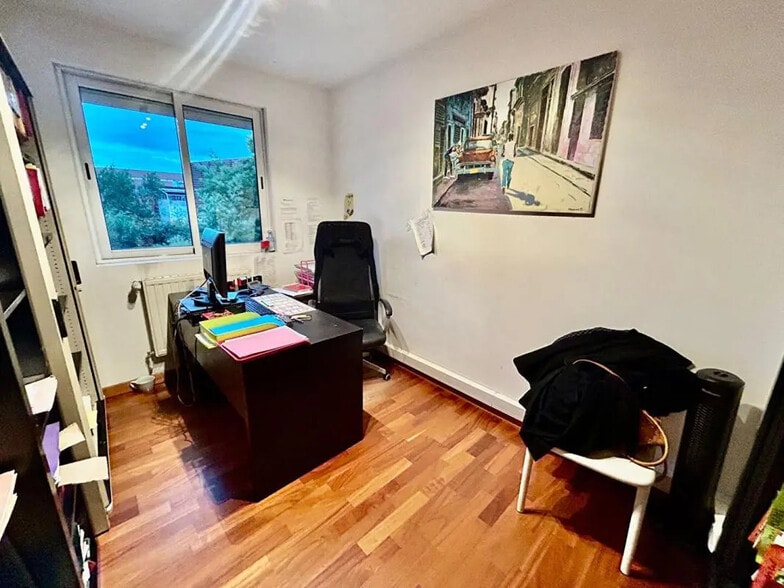 Office in Toulouse to rent - Building Photo - Image 3 of 4