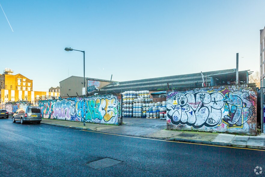 66-78 White Post Ln, London for sale - Building Photo - Image 1 of 1