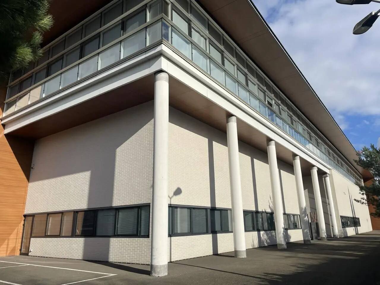 Office in Romainville to rent Building Photo- Image 1 of 6