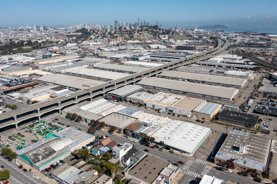 2000 Oakdale Ave, San Francisco, CA for rent - Building Photo - Image 3 of 11