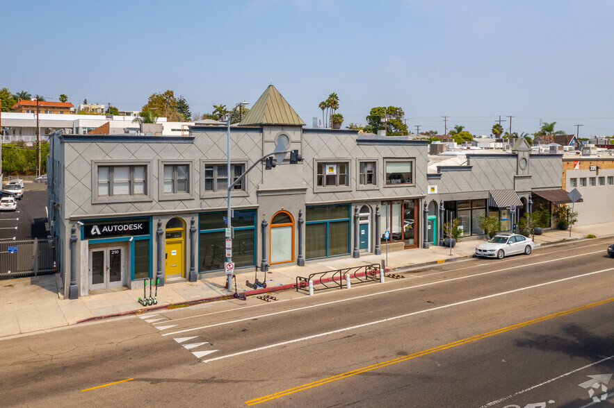 216 Main St, Venice, CA for rent - Building Photo - Image 3 of 9