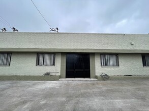 8111 Lankershim Blvd, North Hollywood, CA for rent Building Photo- Image 2 of 71