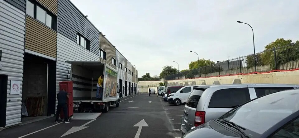 3 Rue Des Carrières, Épinay-sur-Seine to rent - Building Photo - Image 3 of 9