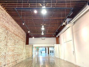 901-907 S Hill St, Los Angeles, CA to rent Interior Photo- Image 1 of 9