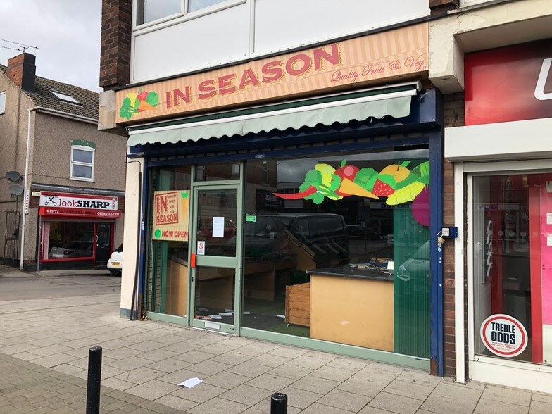 1 The Hollies, Eastwood for sale - Primary Photo - Image 1 of 1