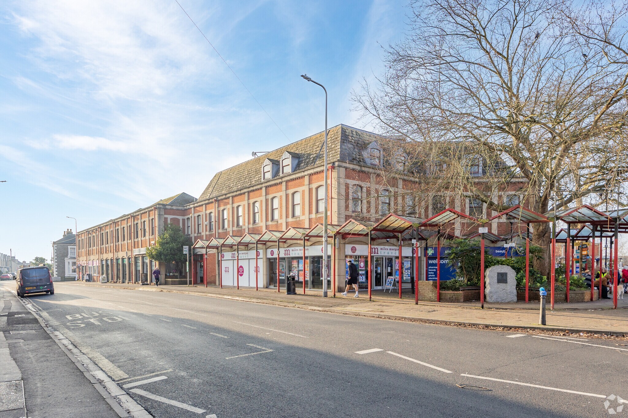 Clevedon Triangle Centre, Clevedon for sale Primary Photo- Image 1 of 1