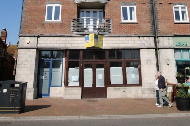 15 The Quay, Poole to rent Primary Photo- Image 1 of 5