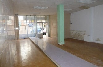 Retail in Segovia, Segovia to rent Interior Photo- Image 1 of 6