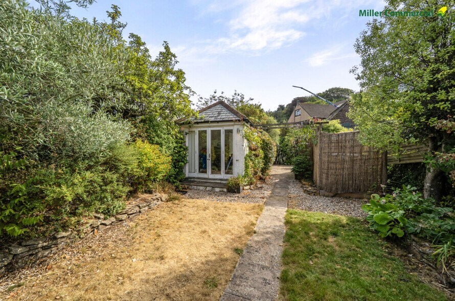 13 Trefusis Rd, Falmouth for sale - Building Photo - Image 2 of 8
