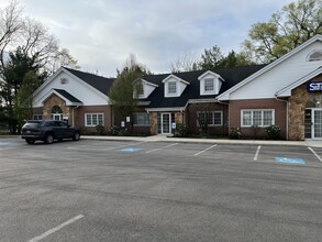 210 W Portage Trail Ext, Cuyahoga Falls, OH for rent Building Photo- Image 1 of 6