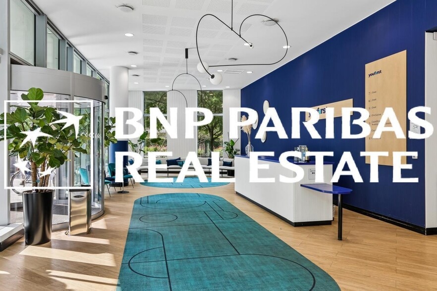 Office in Courbevoie to rent - Interior Photo - Image 2 of 17