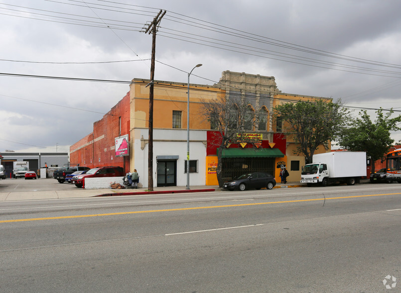 3232 N Figueroa St, Los Angeles, CA for rent - Primary Photo - Image 2 of 7