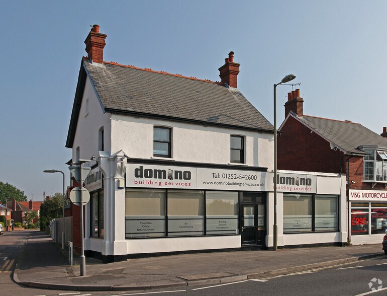 70 Cove Rd, Farnborough GU14 0EN