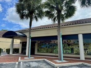 15503-15509 Bull Run Rd, Hialeah, FL for rent Building Photo- Image 2 of 3