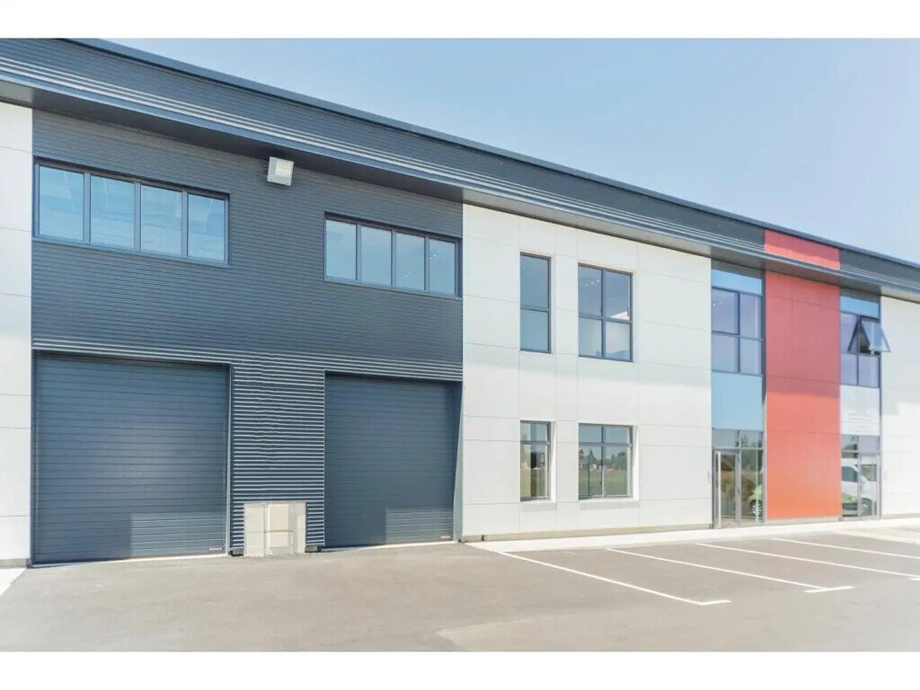Vente Local d'activités 290 m² à 580 m² - Photo 1