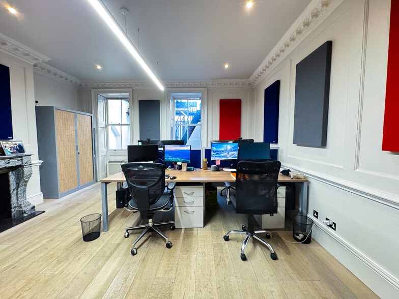 49 Welbeck St, London to rent - Building Photo - Image 3 of 11