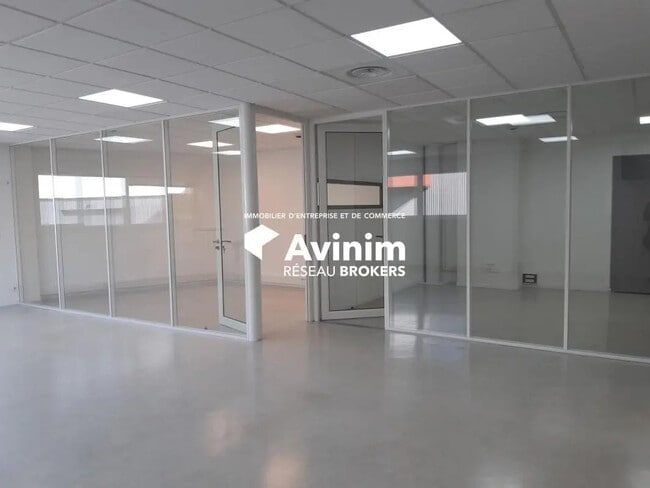 Location Bureaux 109 m²