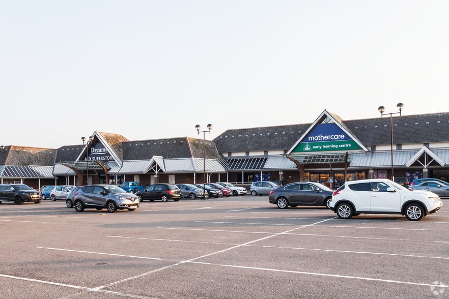 Cardiff Gate Retail Park, Cardiff to rent - Building Photo - Image 3 of 7