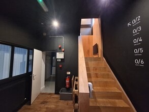 23 Roscoe St, Liverpool to rent Lobby- Image 2 of 5