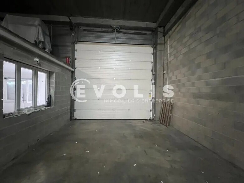 Light Industrial in Boissy-Saint-Léger to rent - Interior Photo - Image 2 of 9