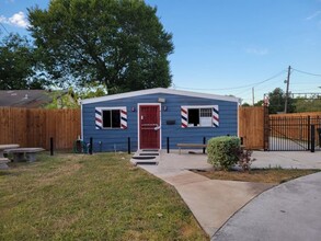 4537 Reed Rd, Houston, TX for rent Building Photo- Image 1 of 3