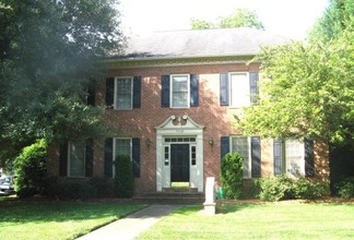 1120 East Blvd, Charlotte, NC for rent Building Photo- Image 1 of 10