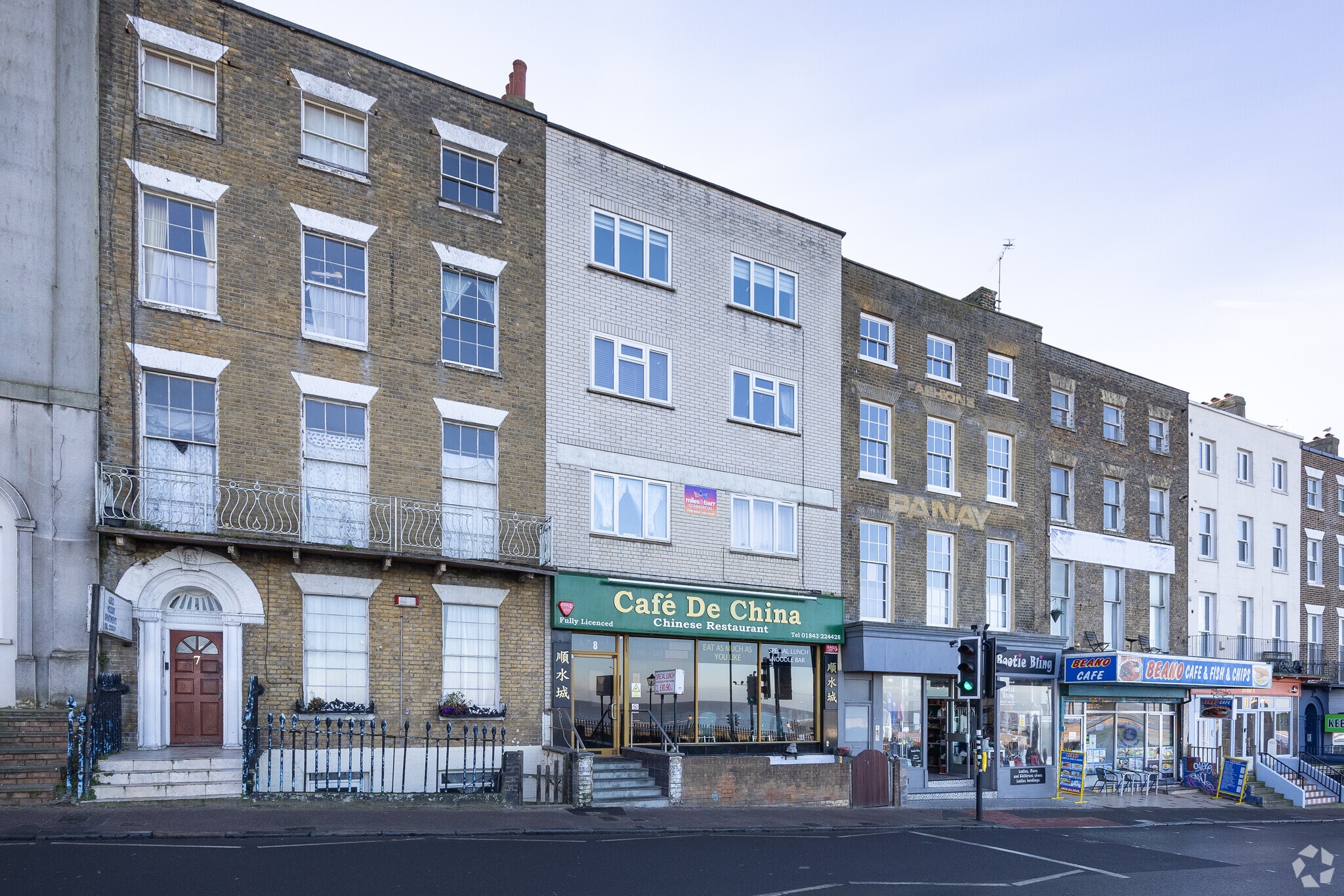 8 Marine Gdn, Margate for sale Primary Photo- Image 1 of 15