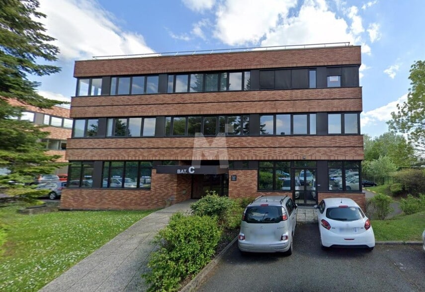 Office in Verrières-le-Buisson to rent - Building Photo - Image 1 of 11