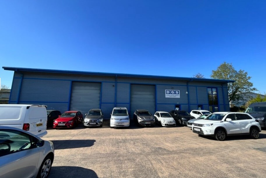 Denbury Ct, Exeter for sale Building Photo- Image 1 of 6